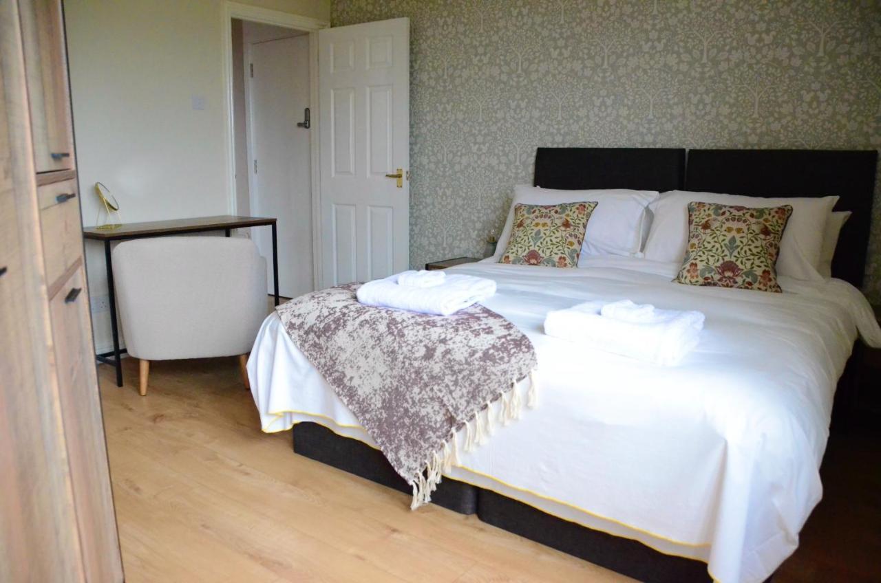 Tipputs Inn, Pub, Restaurant & Boutique Flats Stroud  Kamer foto